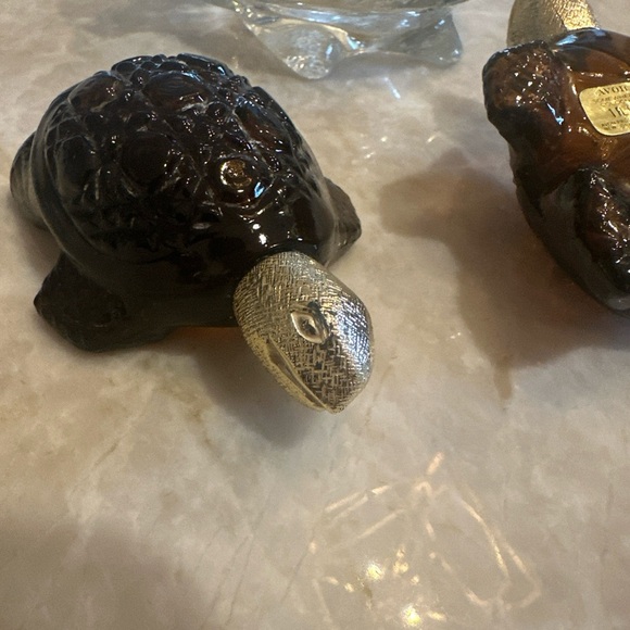 Avon Amber Glass Turtle Figurines-one with original perfume - Picture 5 of 9